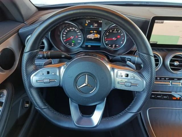 Mercedes-Benz C 180 AMG Line Cabriolet