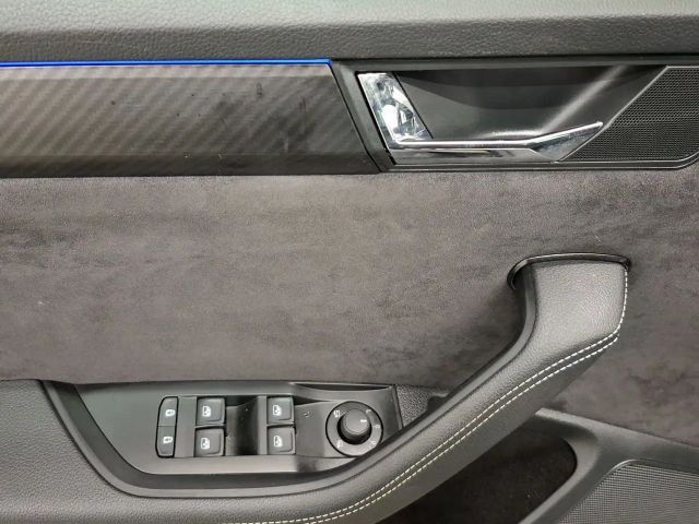 Skoda Superb Combi Sportline iV