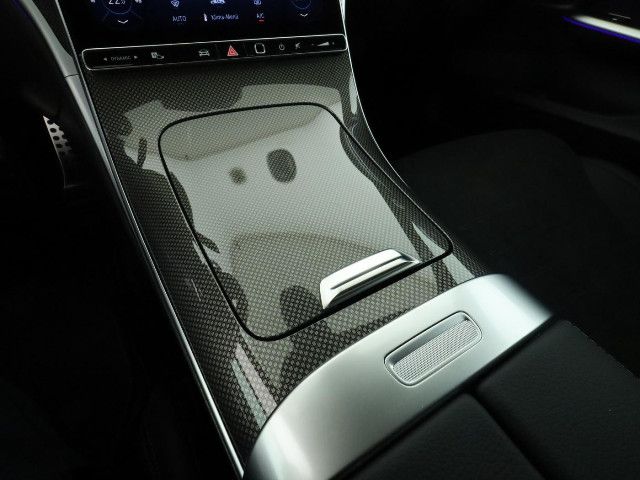 Mercedes-Benz C 200 Sedan