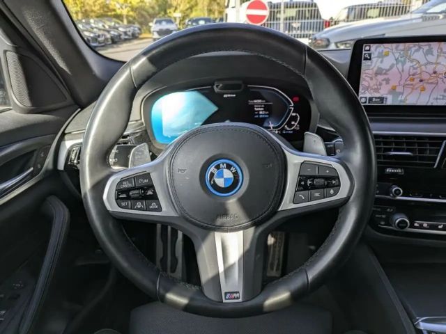BMW 530 530e M-Sport Touring xDrive