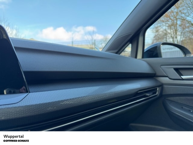 Volkswagen Golf DSG GTI Style