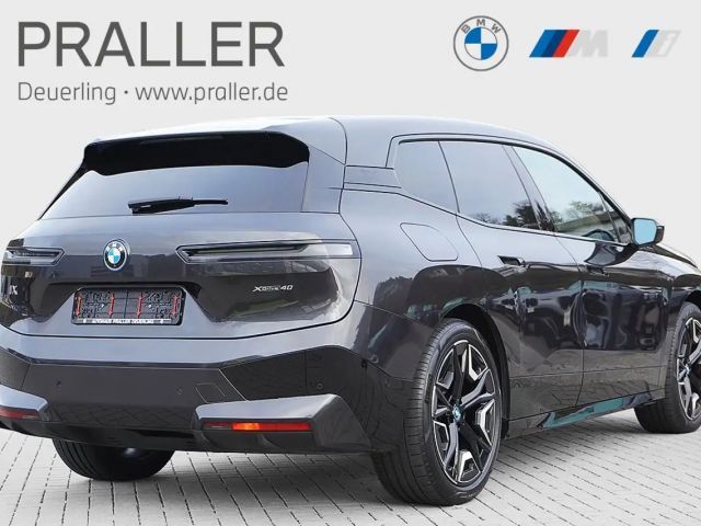 BMW iX xDrive40