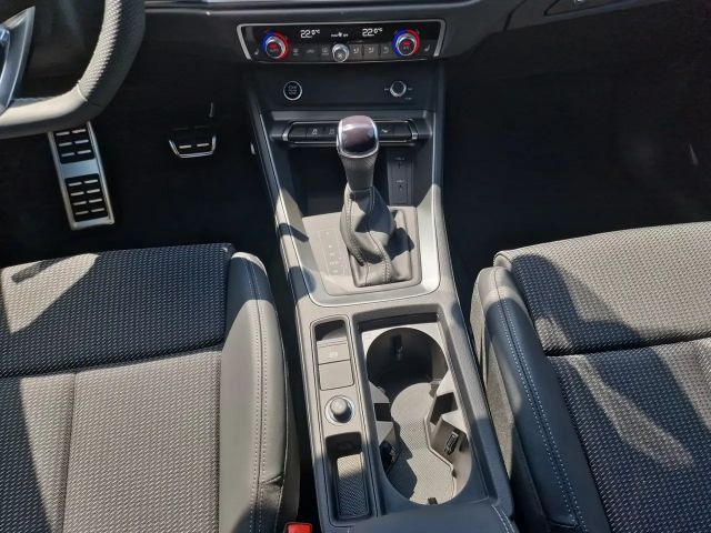 Audi Q3 40 TDI Quattro S-Line