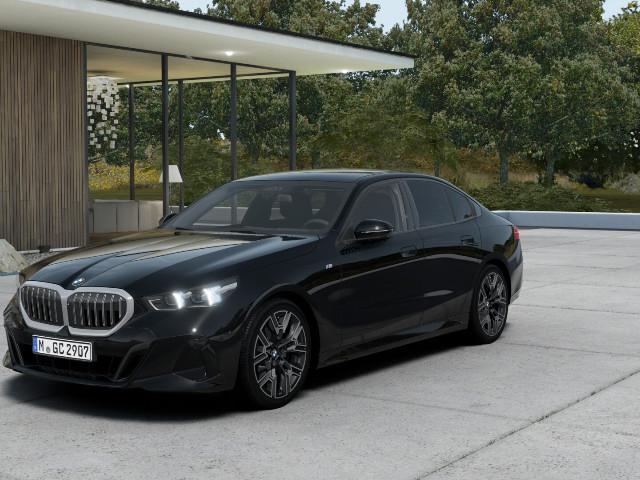 BMW 520 520d M-Sport Sedan