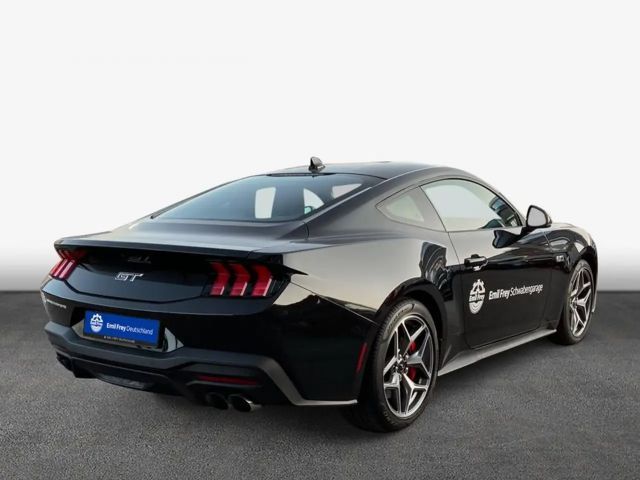 Ford Mustang Fastback GT 5.0 V8