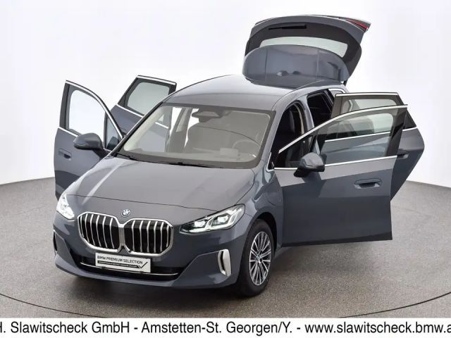 BMW 225 Sedan xDrive