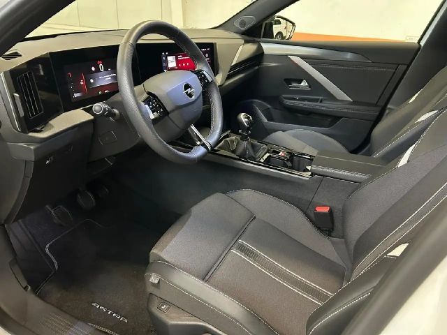 Opel Astra GS-Line Grand Sport