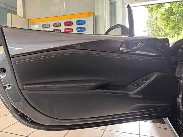 Mazda MX-5 Exclusive-line RF