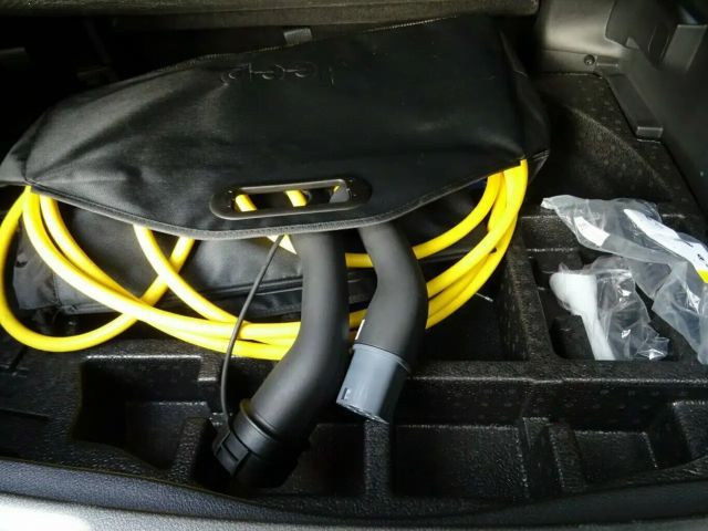 Jeep Compass 1,3 T4 4xePlugin Autom,360°,AHK,Panorama