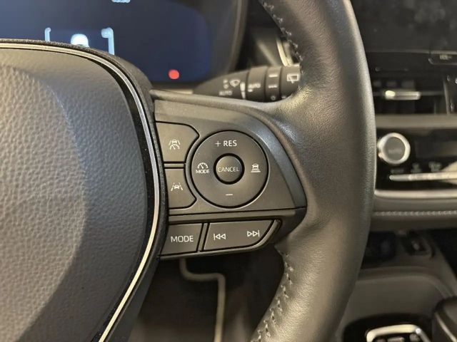 Toyota Corolla Hybride Team D