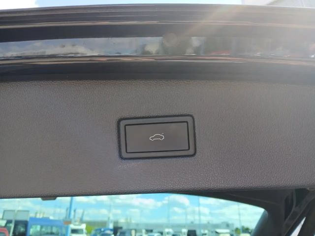 Volkswagen Tiguan TDI United MatrixLED HuD 360° Kamera Keyless AC...