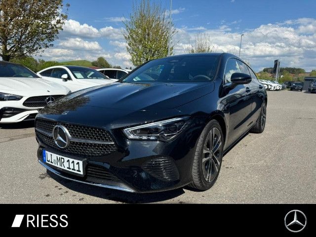 Mercedes-Benz CLA 180 Shooting Brake