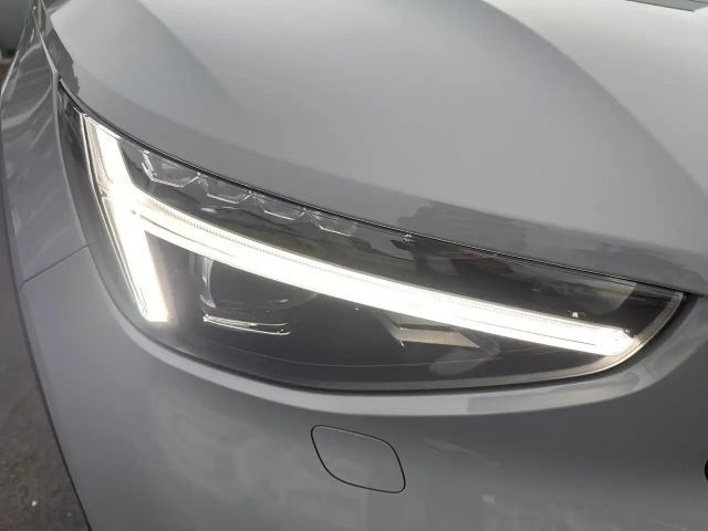 Volvo XC40 Dark Plus