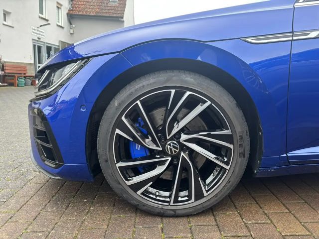 Volkswagen Arteon IQ.Drive