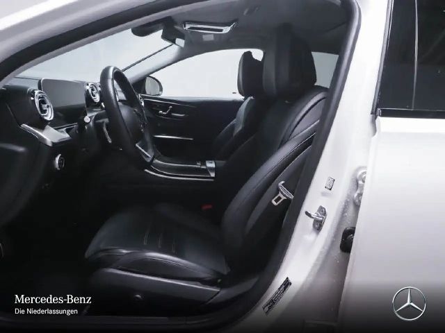 Mercedes-Benz C 200 AMG Line C 200 d Sedan