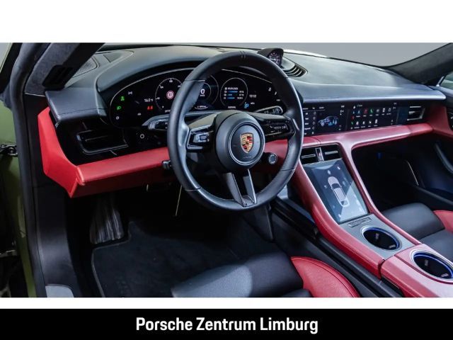 Porsche Taycan Cross Turismo Turbo