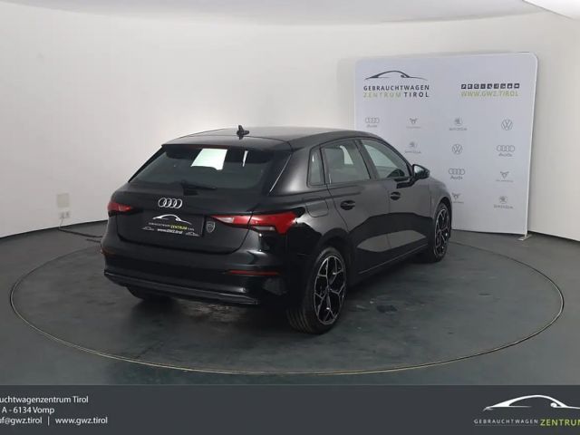 Audi A3 40 TFSI Hybride S-Tronic Sedan
