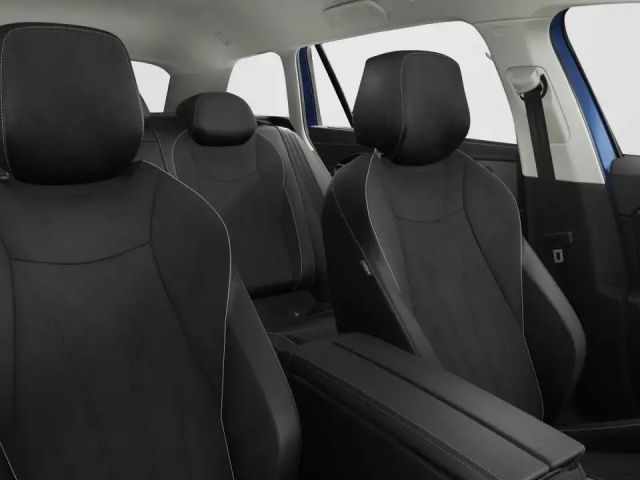 Volkswagen Passat 1.5 eTSI Business DSG Variant