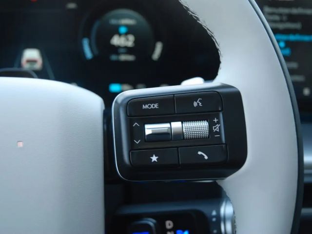 Hyundai IONIQ 9 UNIQ