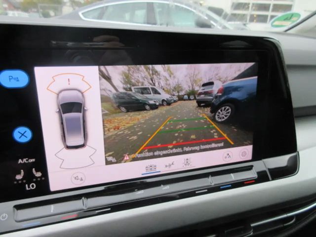 Volkswagen Golf 2.0 TDI DSG Life Variant