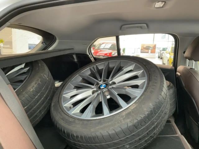 BMW 118 118i Luxury Line Sedan