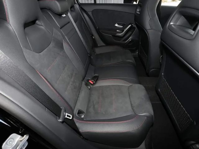 Mercedes-Benz A 200 AMG Line