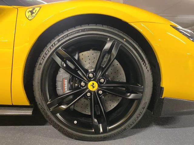 Ferrari 296 Assetto Fiorano GTB