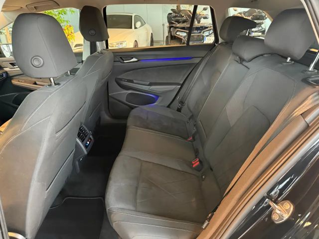 Volkswagen Golf 1.5 eTSI Style Variant