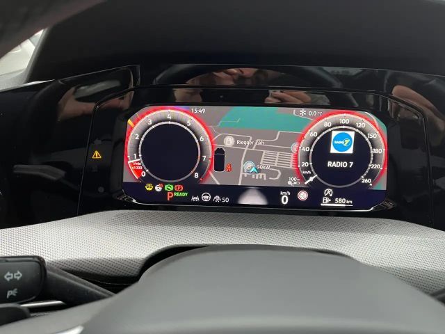 Volkswagen Golf DSG Style Variant