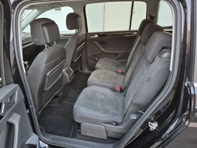 Volkswagen Touran 1.5 TSI Highline