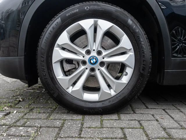 BMW X1 xDrive25e