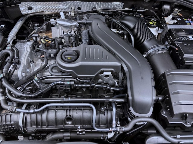 Volkswagen Golf 1.5 TSI