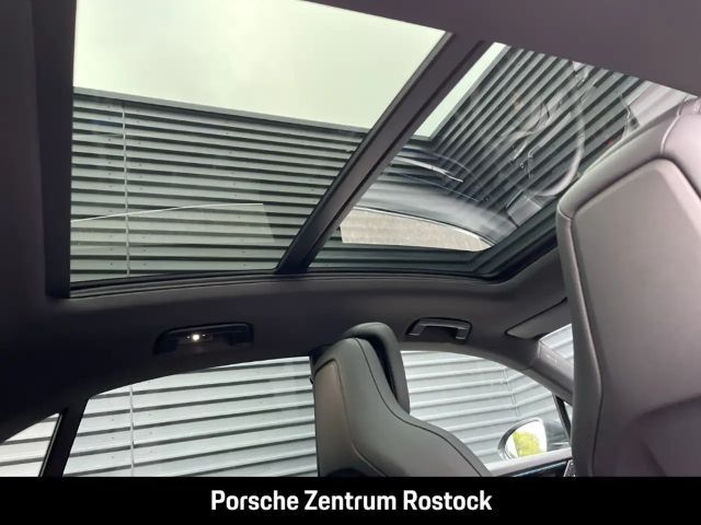 Porsche Macan Luftfederung Panoramadach LED-Matrix