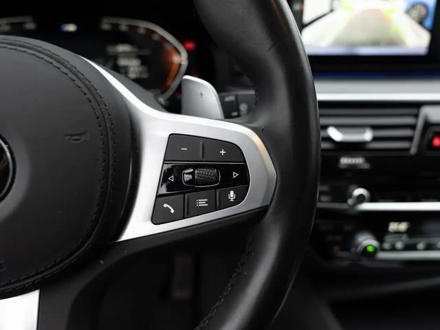 BMW 530 530d M-Sport Touring xDrive