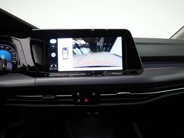 Volkswagen Golf 1.5 eTSI DSG Golf VIII Style