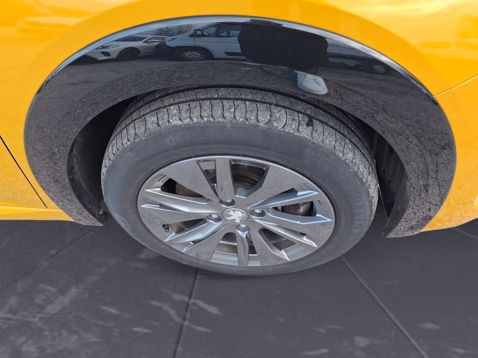 Peugeot E-208 Active Pack