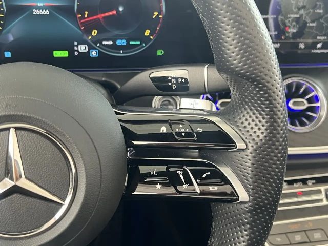 Mercedes-Benz E 200 AMG Line Cabriolet