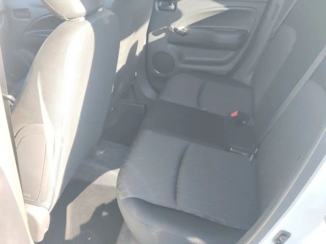 Mitsubishi Space Star Inform MIVEC Star