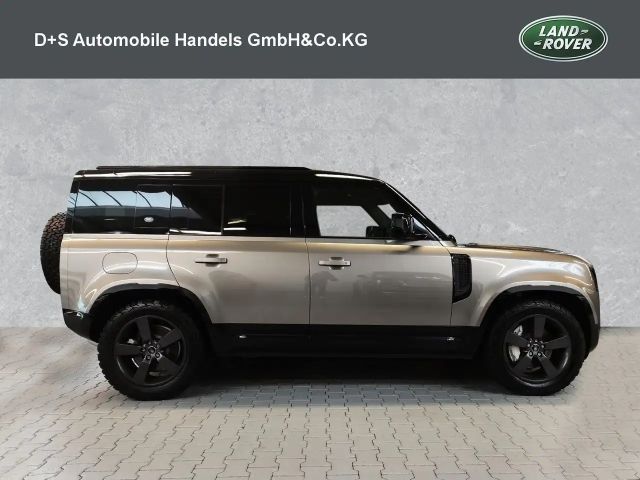 Land Rover Defender 110 D300 Dynamic HSE