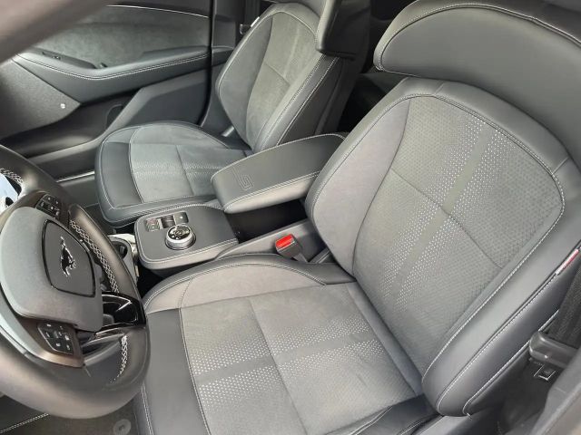 Ford Mustang Mach-E AWD GT