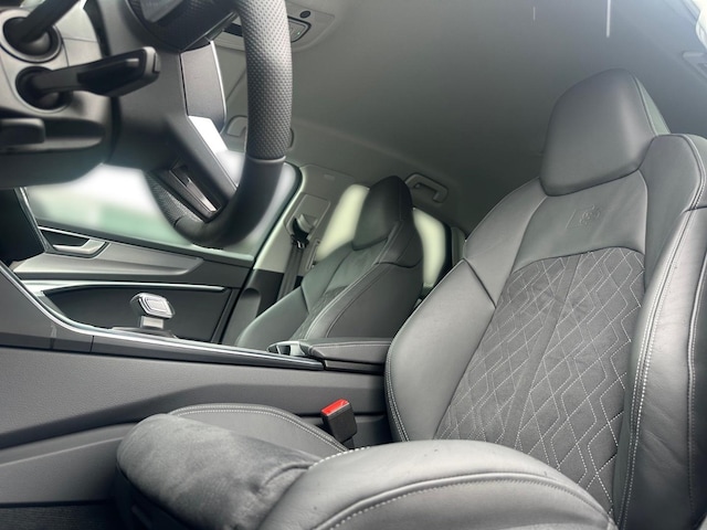 Audi S6 Quattro Sedan