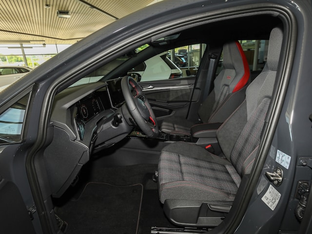 Volkswagen Golf 2.0 TSI DSG Golf VIII