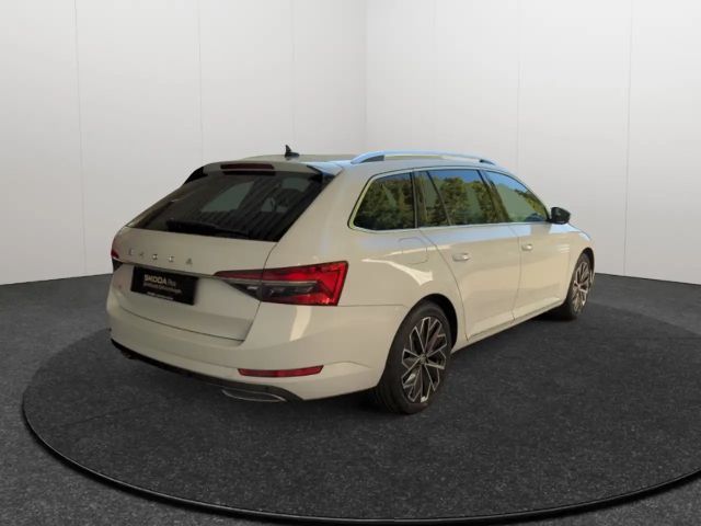 Skoda Superb 2.0 TDI Combi