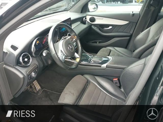 Mercedes-Benz GLC 300 4MATIC AMG Line