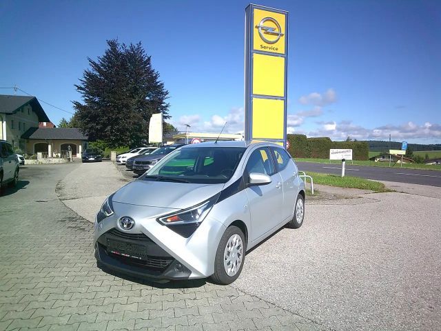 Toyota Aygo Play VVT-i X-play