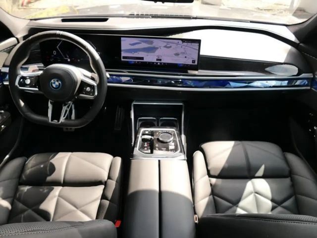 BMW 750 M-Sport Sedan xDrive