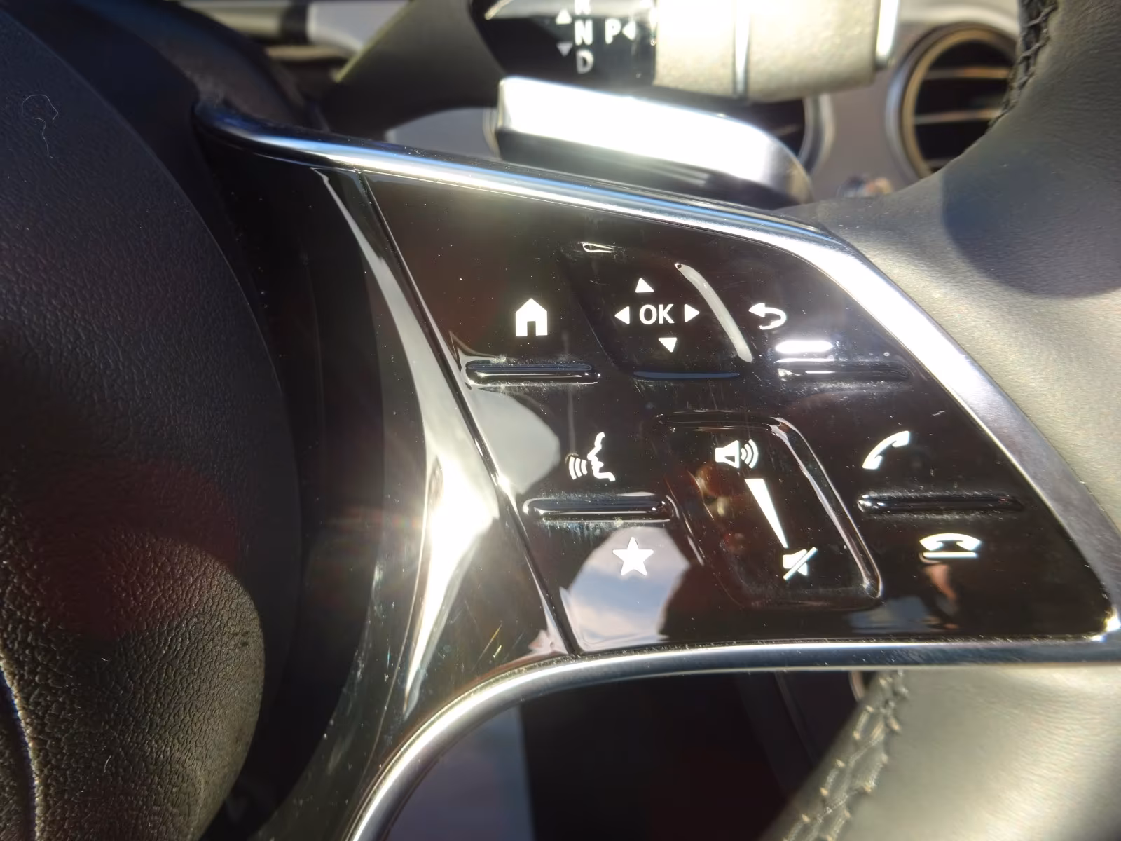 Mercedes-Benz E 220 AVANTGARDE E 220 d Sedan