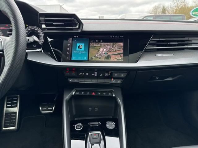 Audi A3 35 TFSI S-Line S-Tronic Sedan