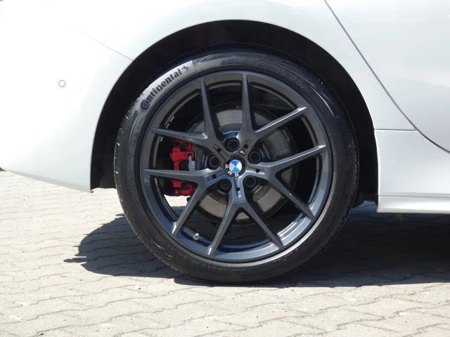 BMW 118 118d M-Sport Sedan