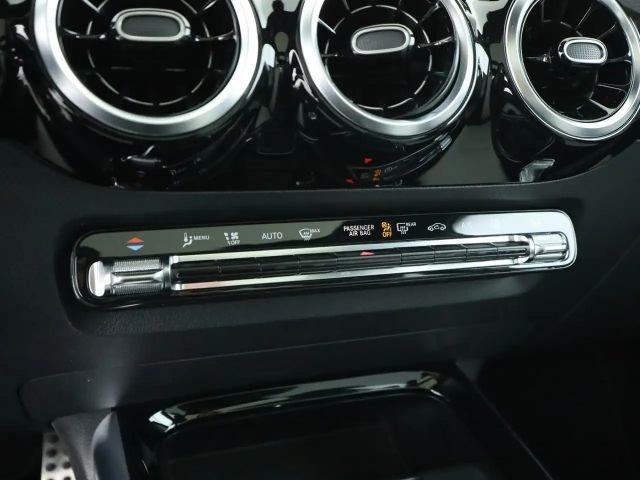 Mercedes-Benz B 250 AMG Line B 250 e